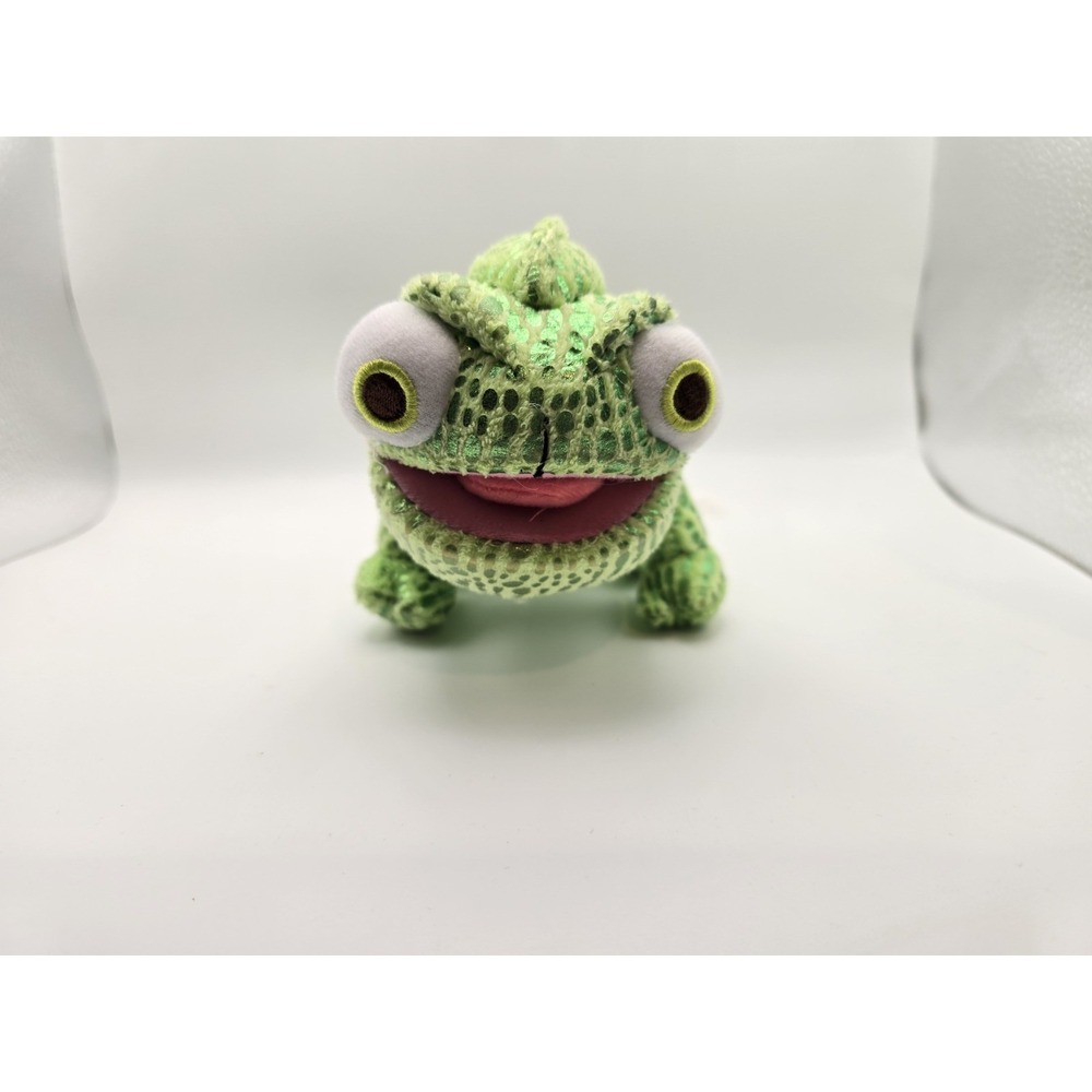 Disney Store Tangled Pascal Chameleon Plush Stuffed Animal‎ Toy Green 8" Gecko